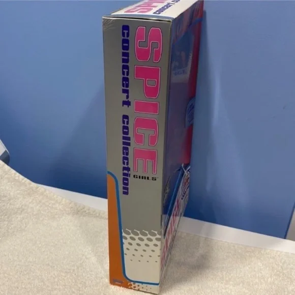 Posh Spice - Picture 8 of 10